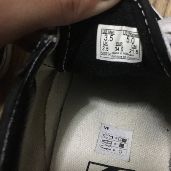 Old Skool Black&White Vans - Picture 7 of 8